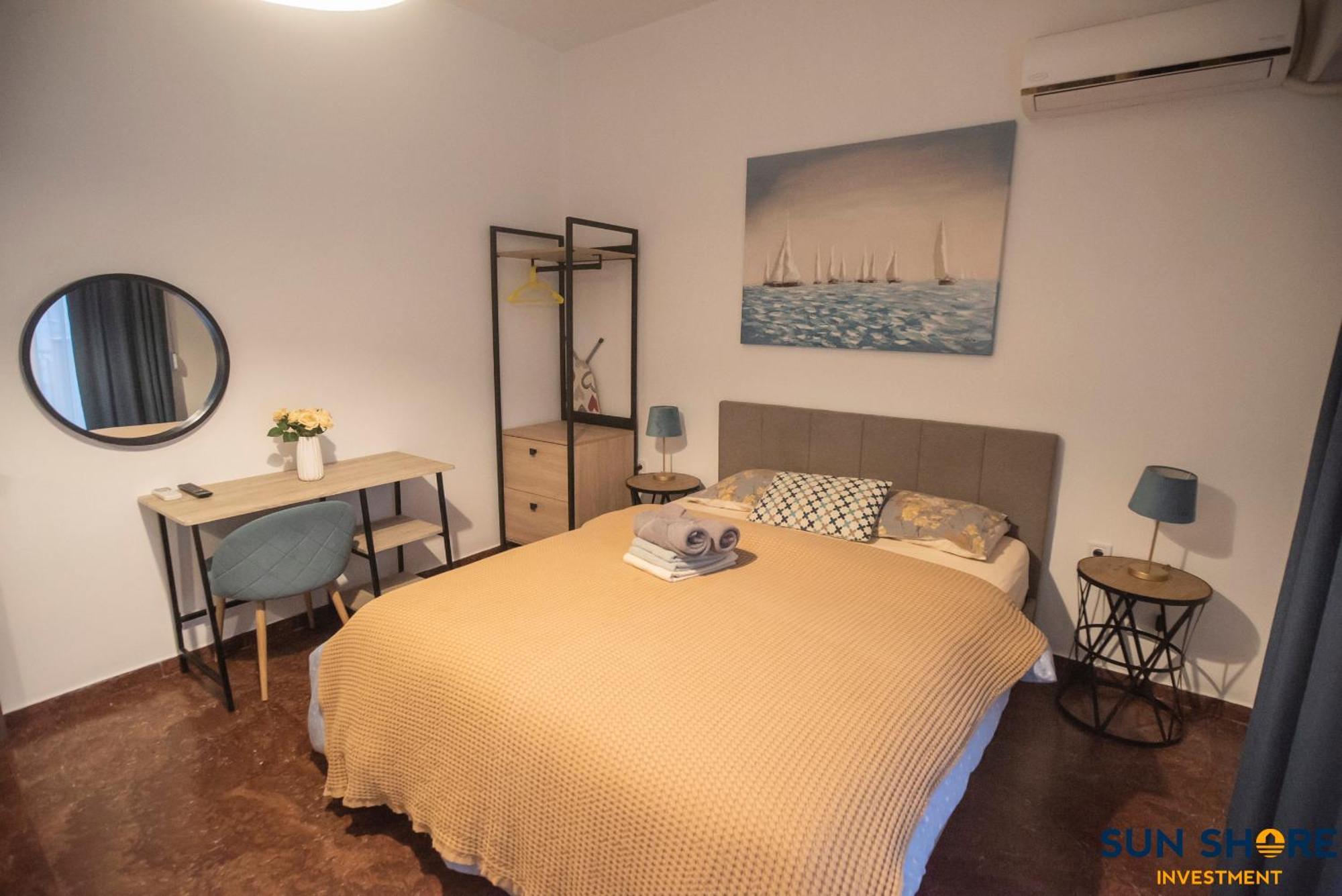 Explore Greece From Lovely City Centre Apartment Chalkís Kültér fotó