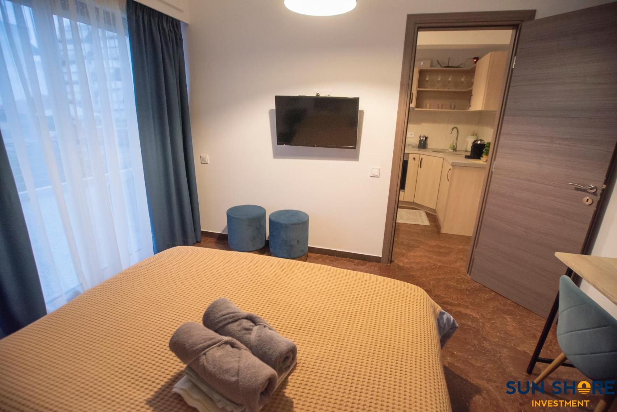 Explore Greece From Lovely City Centre Apartment Chalkís Kültér fotó